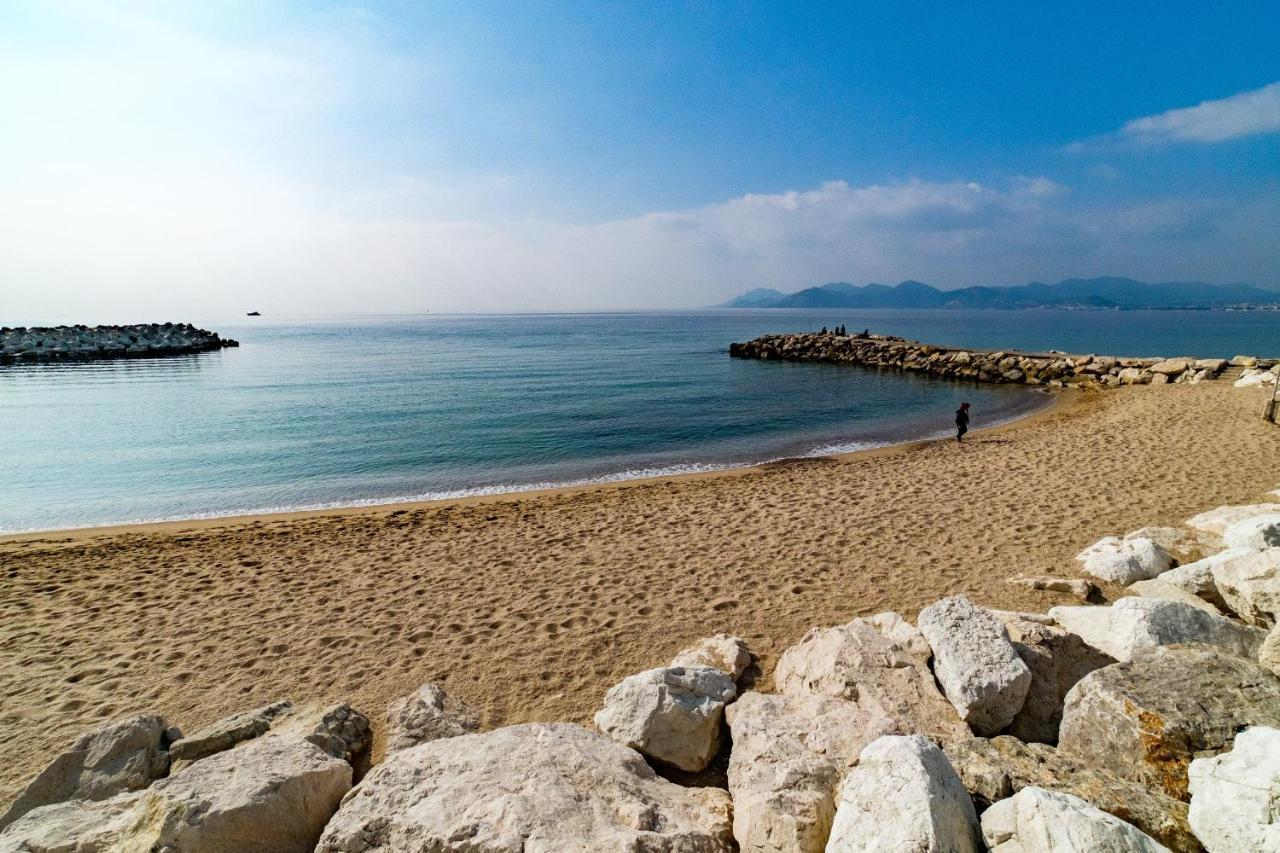 3 Pieces- Vieux Port- Terrasse - Parking Possible Apartment Cannes Luaran gambar